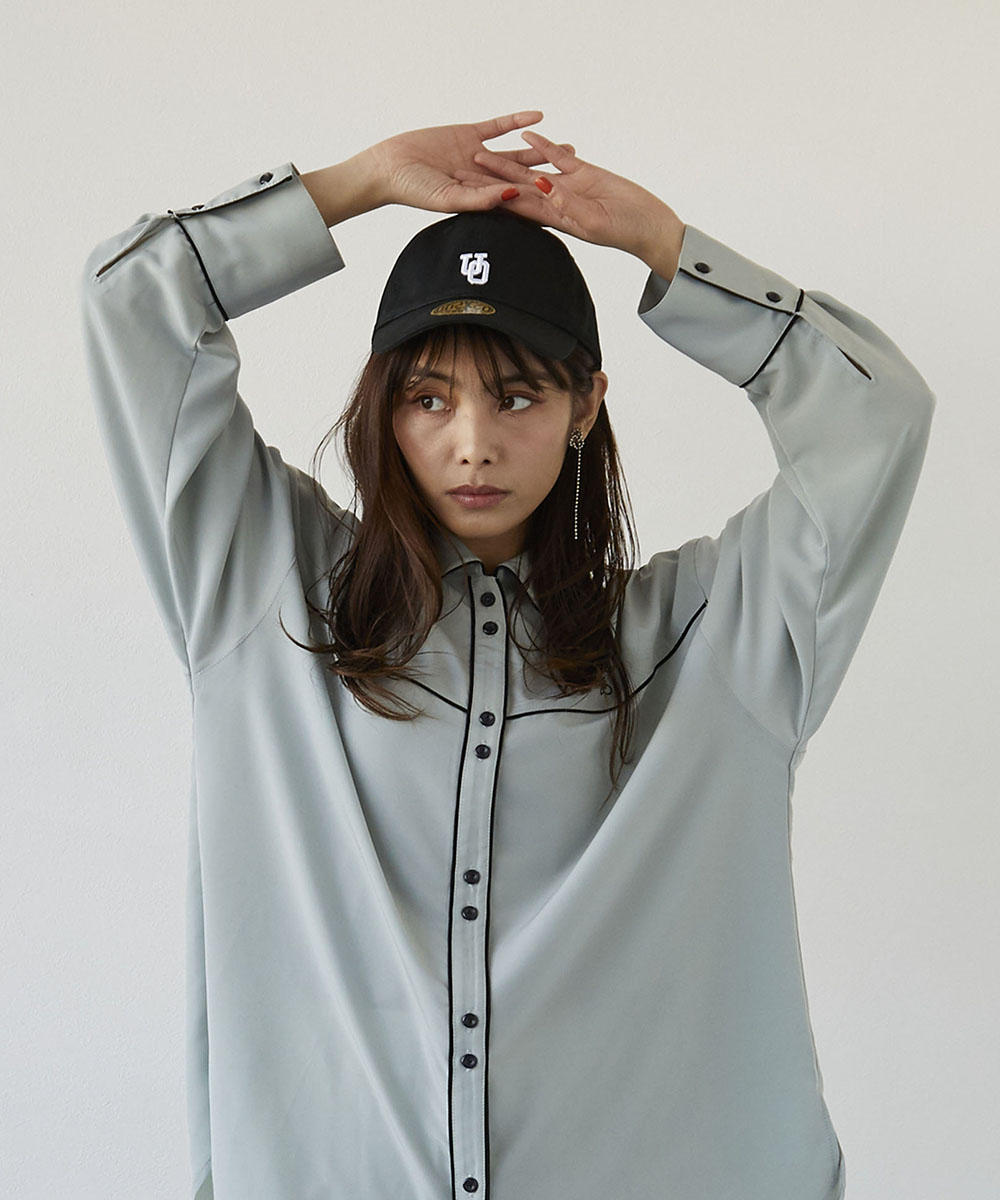 TIME SALE】【UNIVERSAL OVERALL】カレッジロゴミニ刺繍CAP